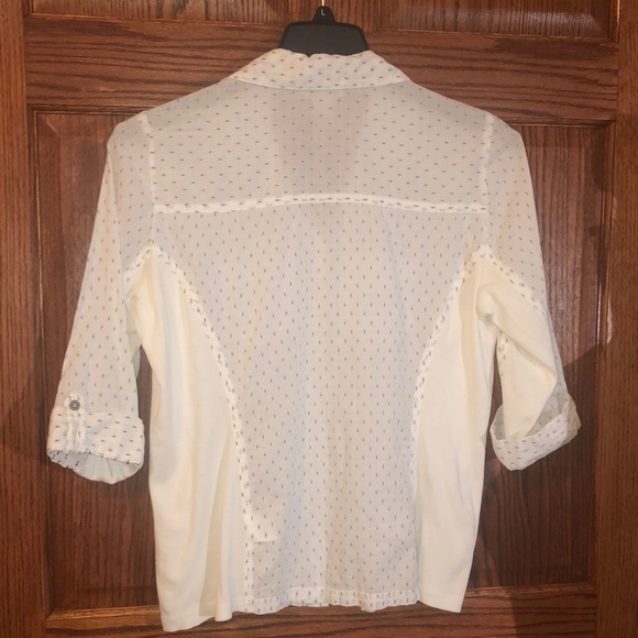 Collective Concepts White Button-Up Blouse - Picture 3 of 12